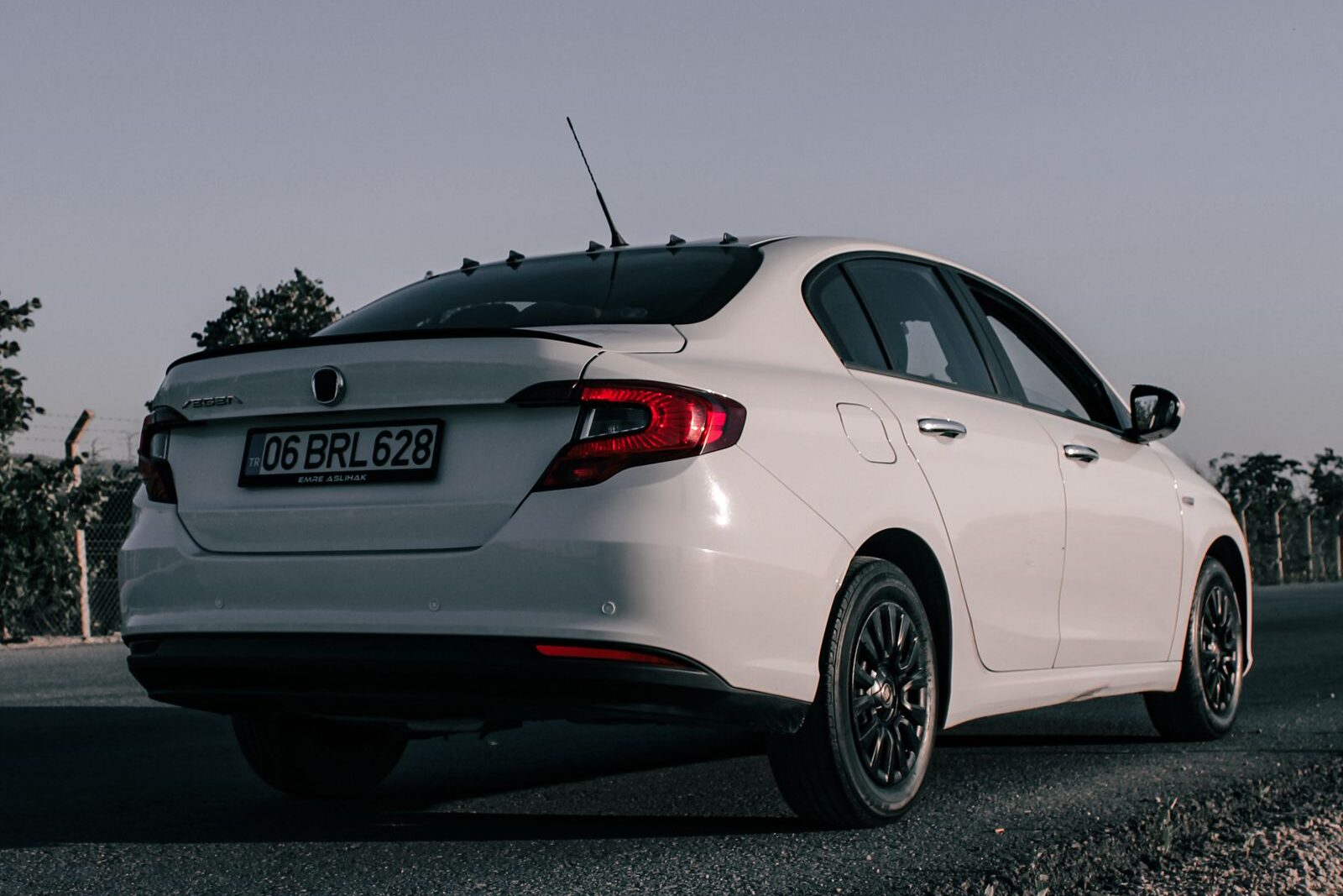 Toyota Corolla Hybrid o simile